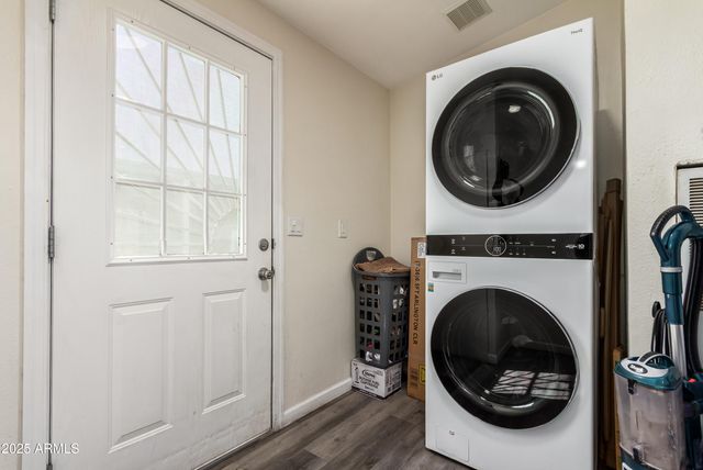 8601 N 103RD Avenue 210, Peoria, AZ 85345