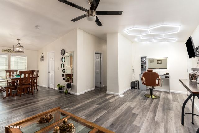 8601 N 103RD Avenue 210, Peoria, AZ 85345