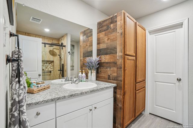 3610 Manoway Bay, San Antonio, TX 78223