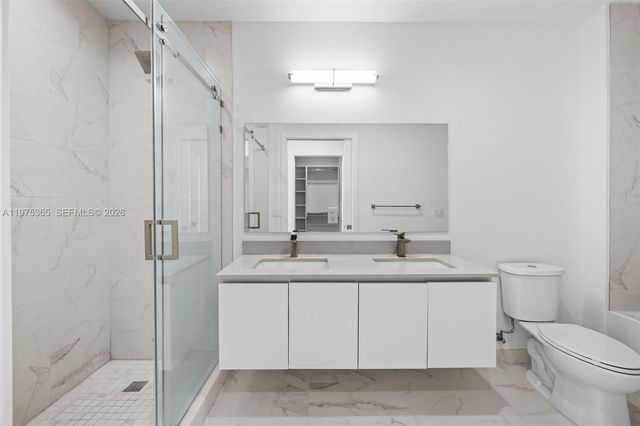 101 Diplomat Pkwy 2310, Hallandale Beach, FL 33009