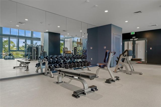 101 Diplomat Pkwy 2310, Hallandale Beach, FL 33009