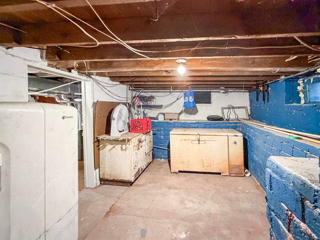 206 Vista Street, Traer, IA 50675