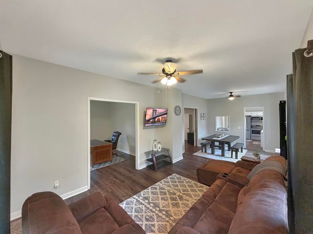 206 Vista Street, Traer, IA 50675