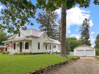 206 Vista Street, Traer, IA 50675