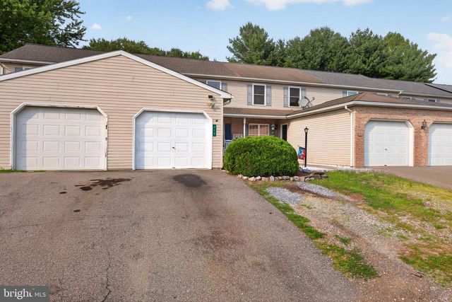 317 GROFFDALE RD, Quarryville, PA 17566