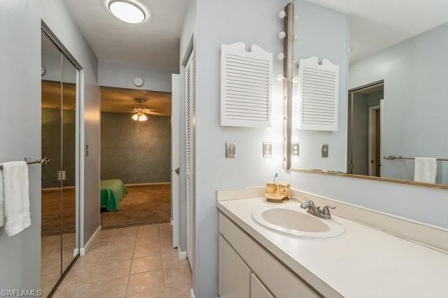 9749 Maplecrest CIR, Lehigh Acres, FL 33936