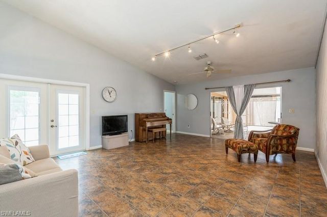 9749 Maplecrest CIR, Lehigh Acres, FL 33936