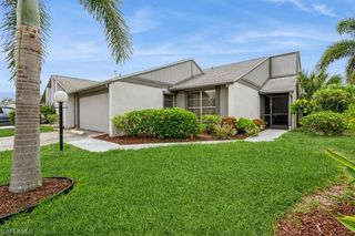 9749 Maplecrest CIR, Lehigh Acres, FL 33936