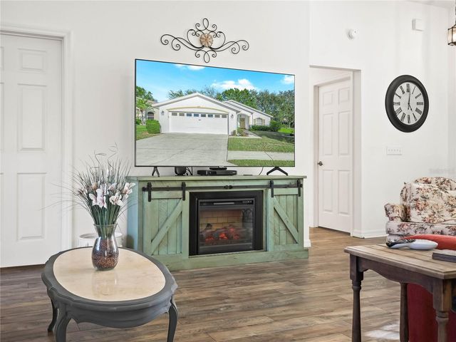 341 LAKE SUZANNE DRIVE, Lake Wales, FL 33859