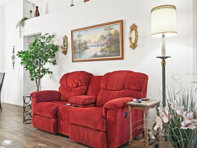 341 LAKE SUZANNE DRIVE, Lake Wales, FL 33859