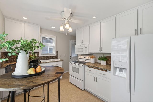 5010 6th Street NE, Columbia Heights, MN 55421