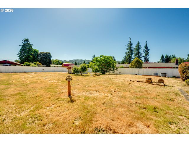 Fir Ave, Woodland, WA 98674