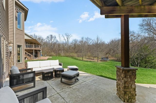 1610 Briarwood Lane, Mahomet, IL 61853