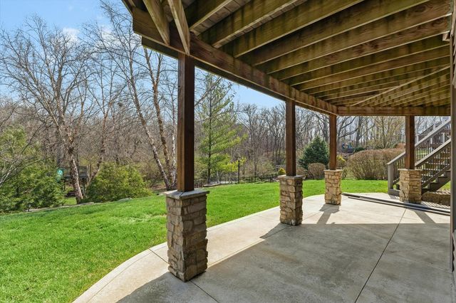 1610 Briarwood Lane, Mahomet, IL 61853