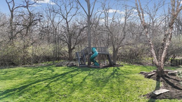 1610 Briarwood Lane, Mahomet, IL 61853