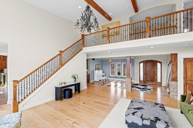 1610 Briarwood Lane, Mahomet, IL 61853