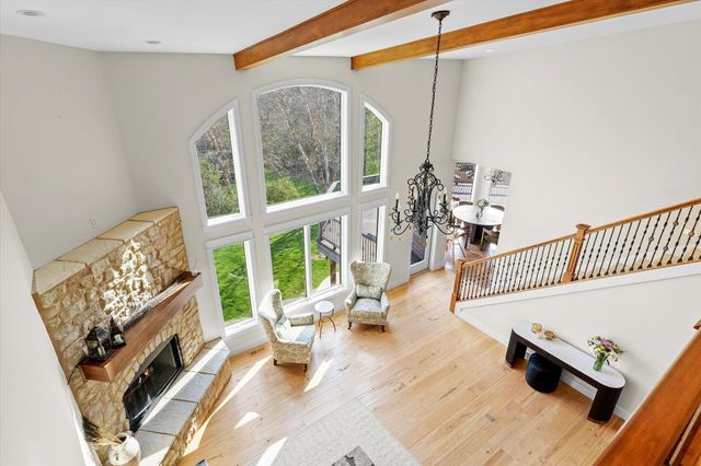 1610 Briarwood Lane, Mahomet, IL 61853