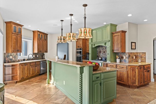 1610 Briarwood Lane, Mahomet, IL 61853