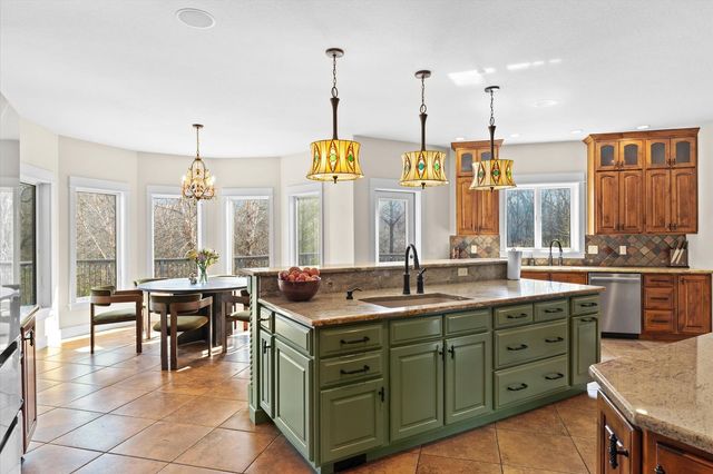 1610 Briarwood Lane, Mahomet, IL 61853