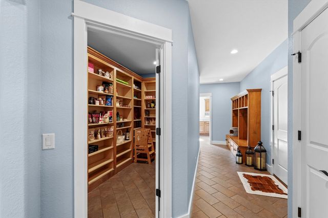 1610 Briarwood Lane, Mahomet, IL 61853