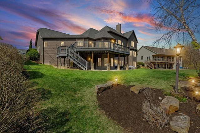 1610 Briarwood Lane, Mahomet, IL 61853