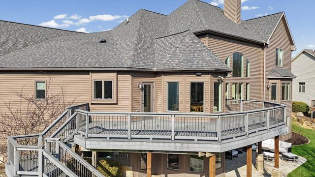 1610 Briarwood Lane, Mahomet, IL 61853