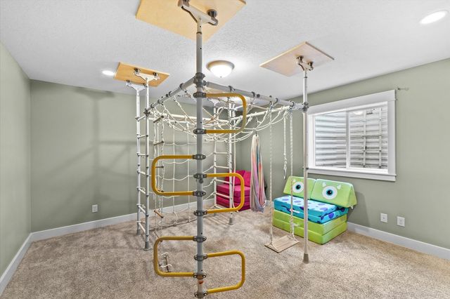 1610 Briarwood Lane, Mahomet, IL 61853