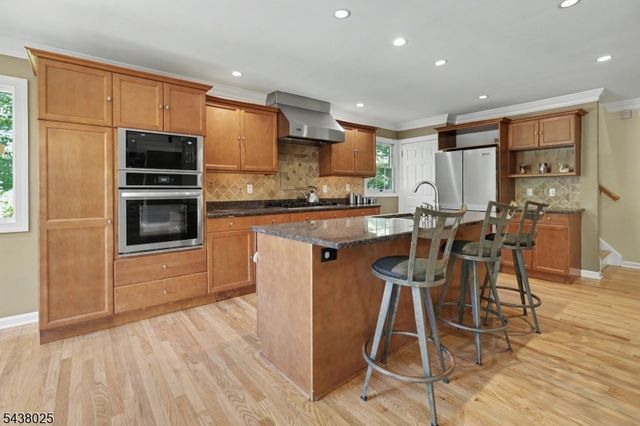 1680 Raritan Rd, Scotch Plains Twp., NJ 07076