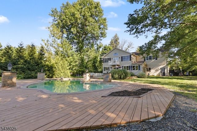 1680 Raritan Rd, Scotch Plains Twp., NJ 07076