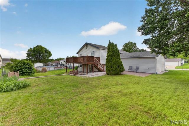 649 Bull Valley Drive, St Peters, MO 63304