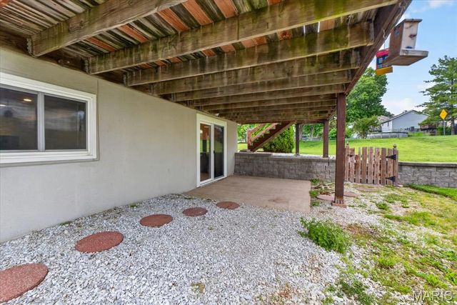 649 Bull Valley Drive, St Peters, MO 63304