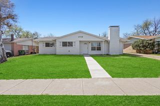 1718 E Lovers Lane, Arlington, TX 76010