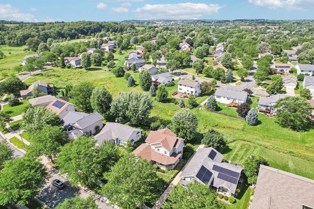 3721 Ice Age Drive, Madison, WI 53719