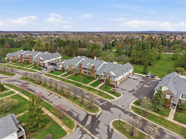 3570 Oakmonte Boulevard, Rochester, MI 48306