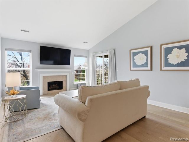 3570 Oakmonte Boulevard, Rochester, MI 48306
