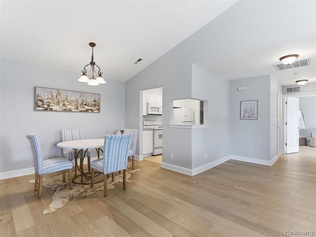 3570 Oakmonte Boulevard, Rochester, MI 48306