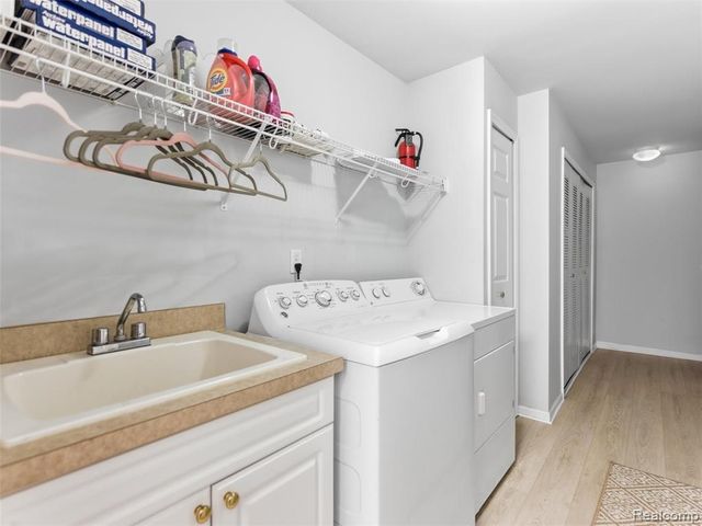 3570 Oakmonte Boulevard, Rochester, MI 48306