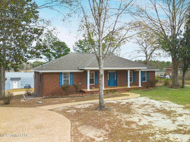 17008 W Spring Lake Drive, Vancleave, MS 39565