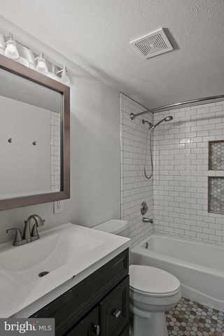 1422 FAIRBANKS DR, Hanover, MD 21076