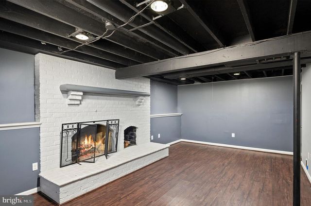 1422 FAIRBANKS DR, Hanover, MD 21076