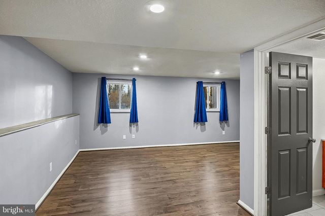 1422 FAIRBANKS DR, Hanover, MD 21076