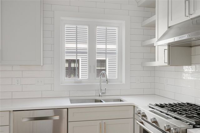 873 Hope Street, Providence, RI 02906