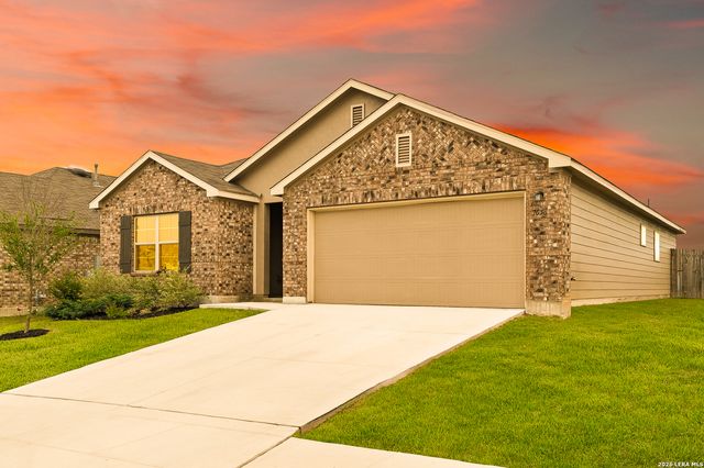 7058 Vista Loop, San Antonio, TX 78233