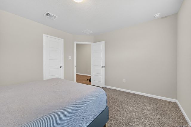 7058 Vista Loop, San Antonio, TX 78233