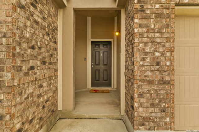 7058 Vista Loop, San Antonio, TX 78233