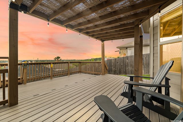 7058 Vista Loop, San Antonio, TX 78233