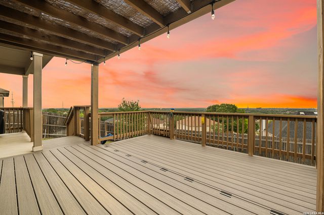7058 Vista Loop, San Antonio, TX 78233