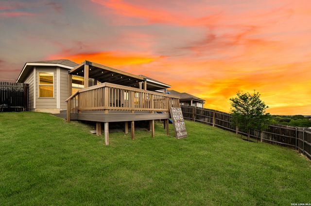 7058 Vista Loop, San Antonio, TX 78233
