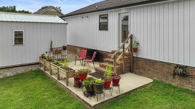 193 Timberlake Dr, Estill Springs, TN 37330