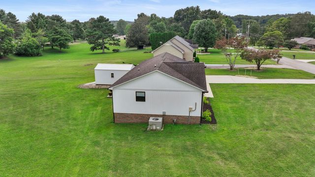 193 Timberlake Dr, Estill Springs, TN 37330